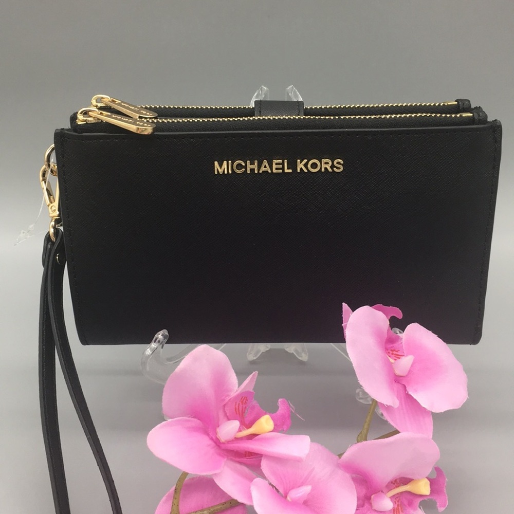 Michael Kors Jet Set Travel Double Zip Wristlet
